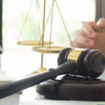 素行調査を弁護士に相談する方法を解説。もし探偵に依頼した場合の費用は？